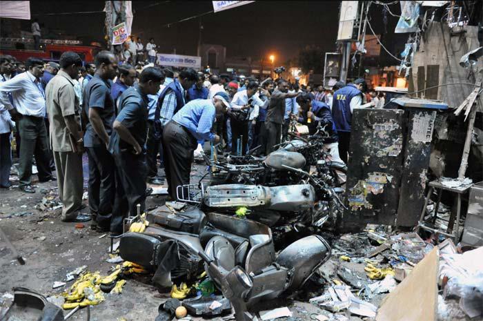 Hyderabad Bomb Blasts, Hyderabad Bomb Blast 2013, Dilsukh Nagar Bomb Blasts, Hyderabad Dilsukh Nagar Bomb Blasts